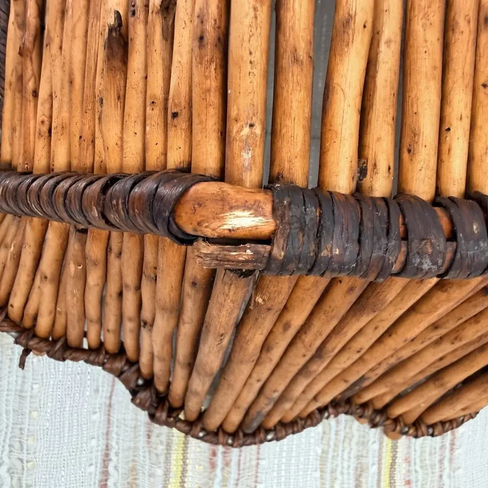 Vintage Bamboo Wood Woven Bread Fruit Basket Table Centerpiece Handles 14.5